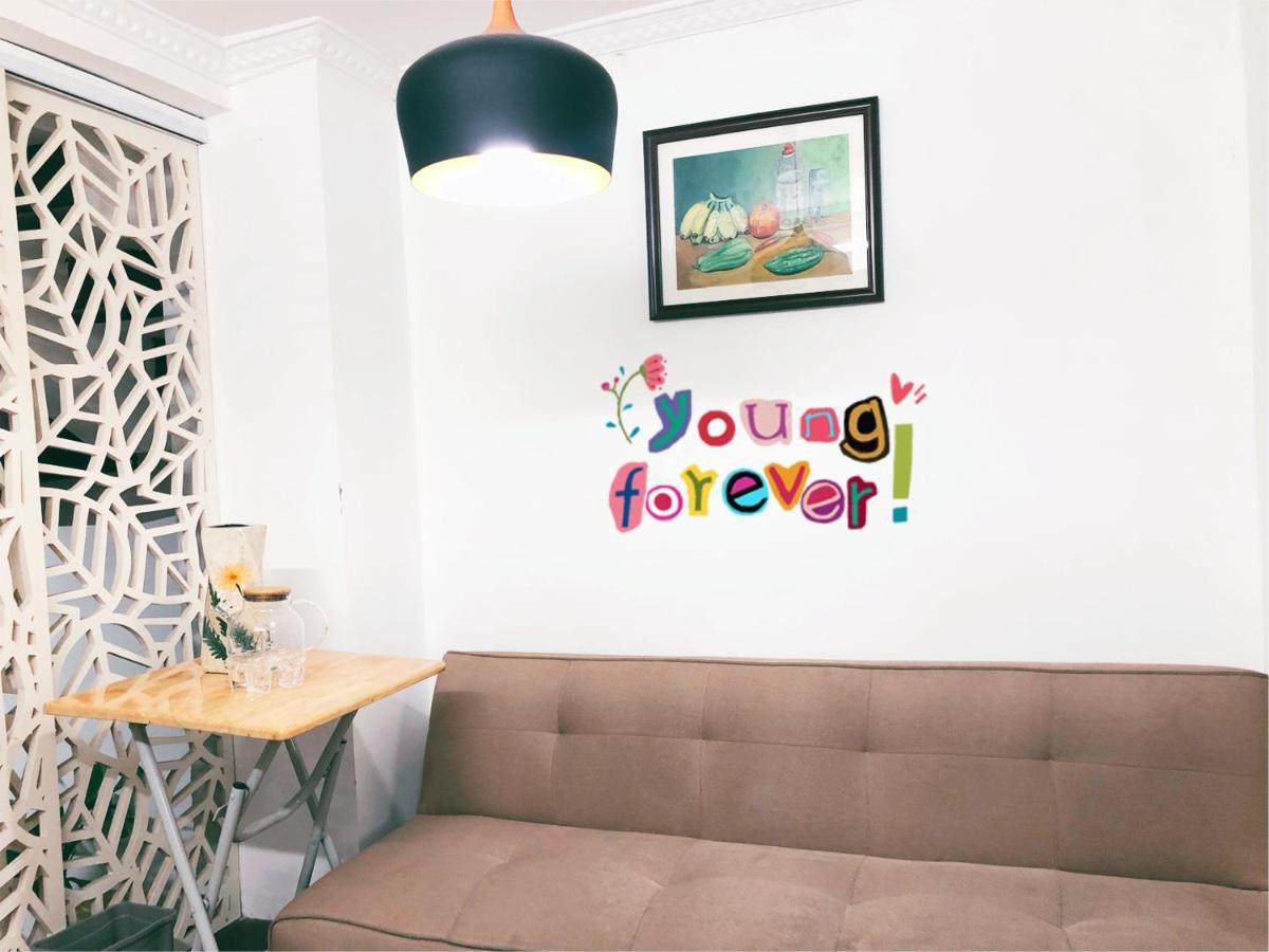 Aura Home Whole French House Hanoi Esterno foto